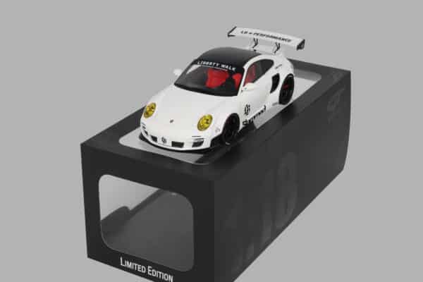 GT Spirit 1:18 Porsche 911 (997) LB-Works Porsche Turbo White 2024 (GT958) Limited Edition Resin Model 17 GT Spirit 1:18 Porsche 911 (997) LB-Works Porsche Turbo White 2024 (GT958) Limited Edition Resin Model