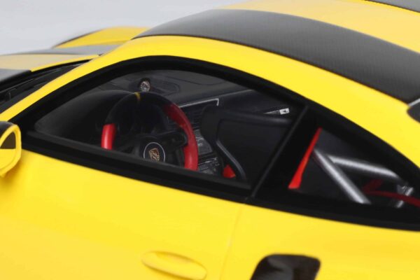 GT Spirit - 1:18 Porsche 911 (991.2) GT2 RS Nürburgring Lap Record Yellow 2017 - Limited Edition Resin Model 20 GT Spirit - 1:18 Porsche 911 (991.2) GT2 RS Nürburgring Lap Record Yellow 2017 - Limited Edition Resin Model