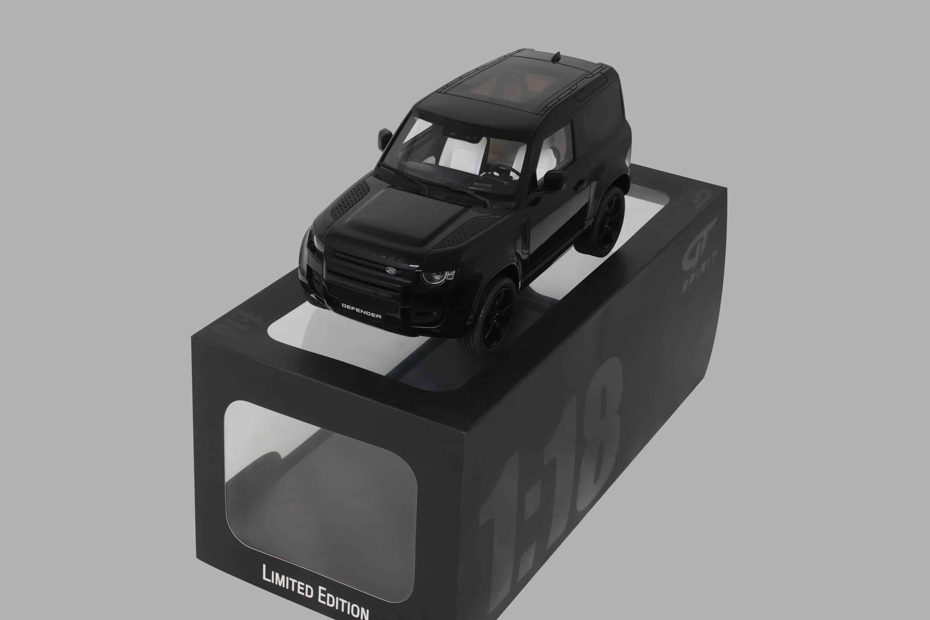 GT Spirit 1:18 Land Rover Defender 90 P400 X-Dynamic HSE Black 2021 (GT992) Limited Edition Resin Model 8 GT Spirit 1:18 Land Rover Defender 90 P400 X-Dynamic HSE Black 2021 (GT992) Limited Edition Resin Model - Image 8