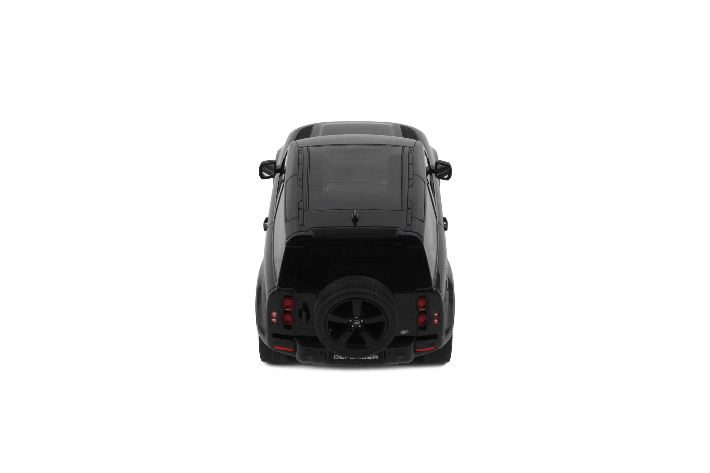 GT Spirit 1:18 Land Rover Defender 90 P400 X-Dynamic HSE Black 2021 (GT992) Limited Edition Resin Model 11 GT Spirit 1:18 Land Rover Defender 90 P400 X-Dynamic HSE Black 2021 (GT992) Limited Edition Resin Model - Image 11