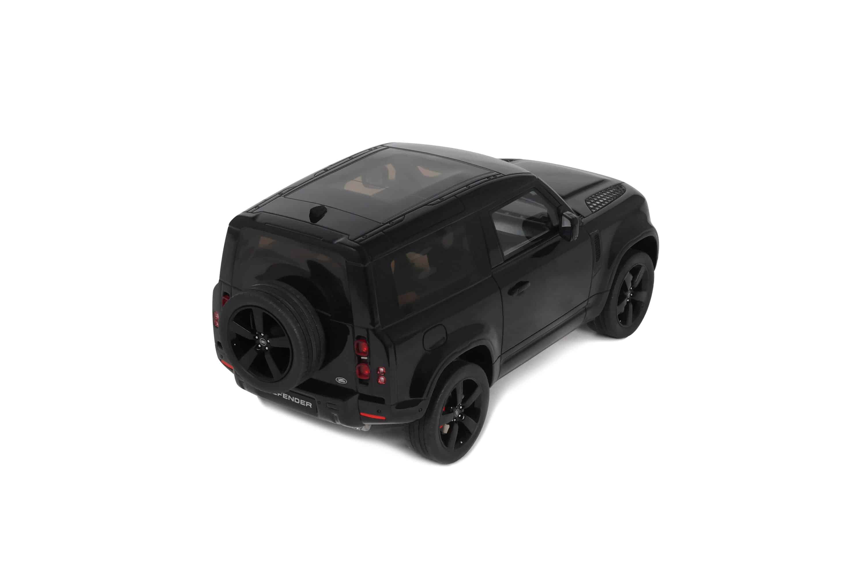 GT Spirit 1:18 Land Rover Defender 90 P400 X-Dynamic HSE Black 2021 (GT992) Limited Edition Resin Model 10 GT Spirit 1:18 Land Rover Defender 90 P400 X-Dynamic HSE Black 2021 (GT992) Limited Edition Resin Model - Image 10