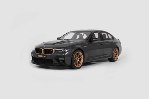 GT Spirit - 1:18 BMW M5 CS Grey 2021 - Limited Edition Resin Model 3 GT Spirit - 1:18 BMW M5 CS Grey 2021 - Limited Edition Resin Model