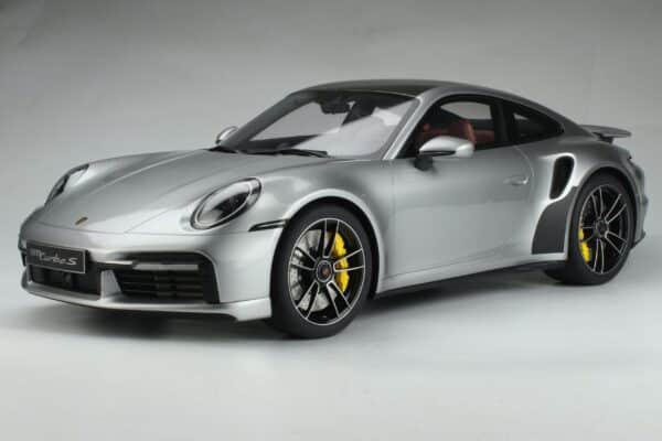 GT Spirit 1:8 Porsche 911 (992) Turbo S Silver 2020 (GTS801801) Limited Edition Resin Model