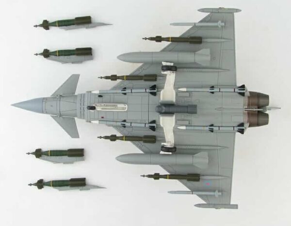 hobbymaster - 1:72 eurofighter typhoon gfr4 zk361 12 sqn raf/qatar emiri air force raf coningsby 2020 (ha6650)