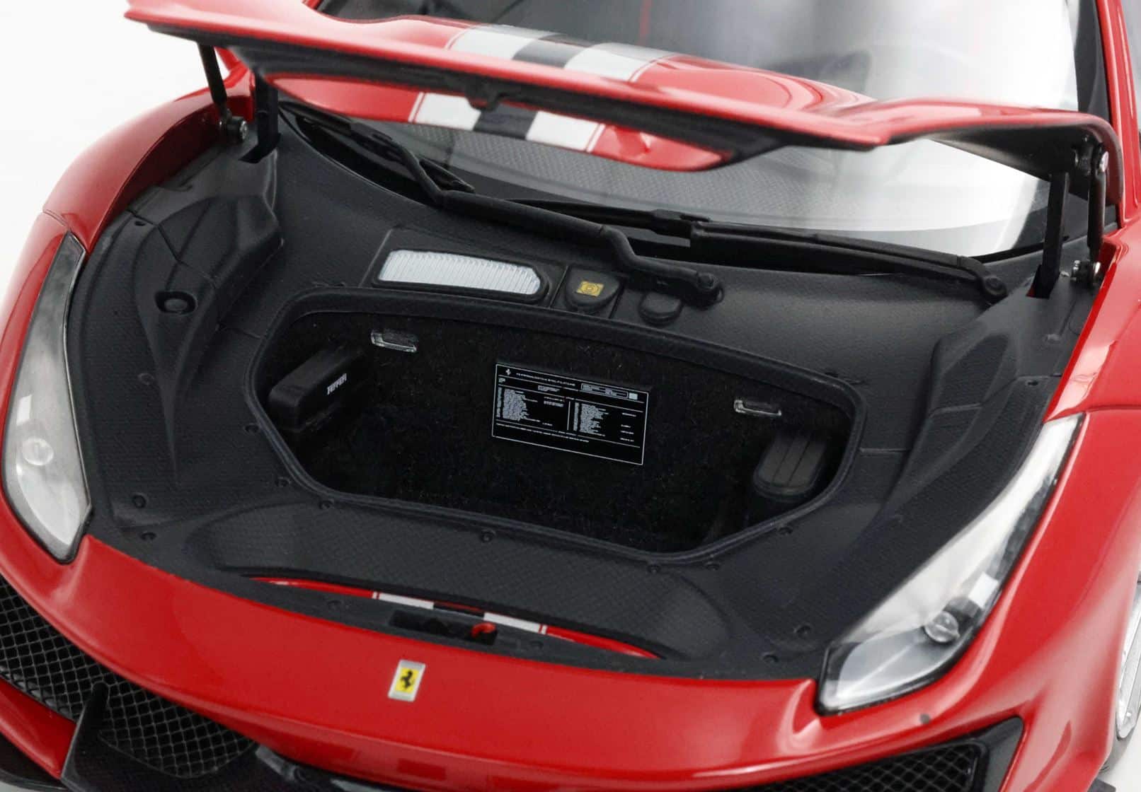 BBR 1:18 Ferrari 488 Pista Rosso Corsa - with Stripe (HE180055DIE) Limited Edition Diecast Model (Luxury Pack) 5 BBR 1:18 Ferrari 488 Pista Rosso Corsa - with Stripe (HE180055DIE) Limited Edition Diecast Model (Luxury Pack) - Image 5