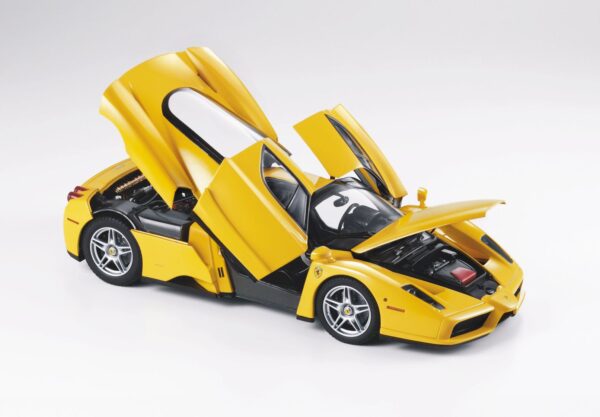 BBR 1:18 Ferrari Enzo Giallo Modena - Silver Wheels (HE182507DIE) Limited Edition Diecast Model (Luxury Pack)