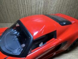 (Damaged) AUTOart - 1:18 Lotus Exige S Red - Diecast Model