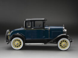 Sun Star 1:18 Ford Model A Coupe Riviera Blue 1931 (H6211)