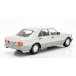 iScale 1/18 Mercedes 560 SEL Silver Diecast Model Car 11859