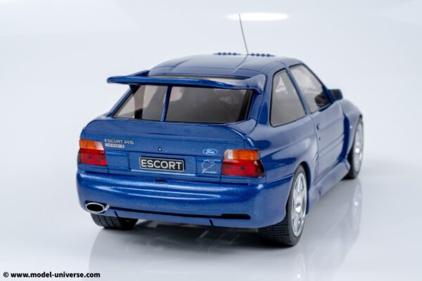 Ixo - 1:18 Ford Escort RS Cosworth 1996 Blue Metallic - Diecast Model 15 Ixo - 1:18 Ford Escort RS Cosworth 1996 Blue Metallic - Diecast Model