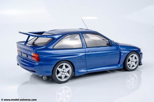 Ixo - 1:18 Ford Escort RS Cosworth 1996 Blue Metallic - Diecast Model 12 Ixo - 1:18 Ford Escort RS Cosworth 1996 Blue Metallic - Diecast Model