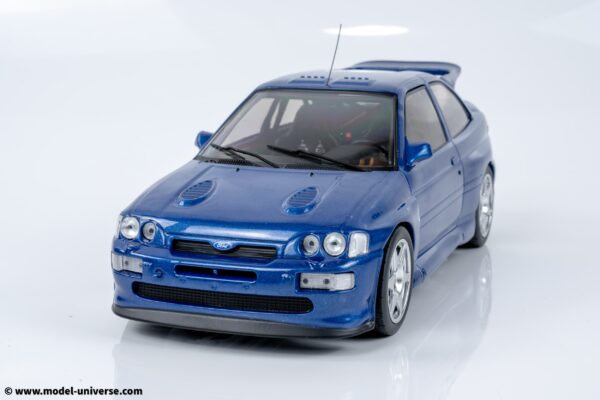 Ixo - 1:18 Ford Escort RS Cosworth 1996 Blue Metallic - Diecast Model 14 Ixo - 1:18 Ford Escort RS Cosworth 1996 Blue Metallic - Diecast Model