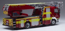 Ixo TRF020S 1:43 Mercedes Atego DLK 23/12 Fire Engine Germany Garmisch-Partenkirchen