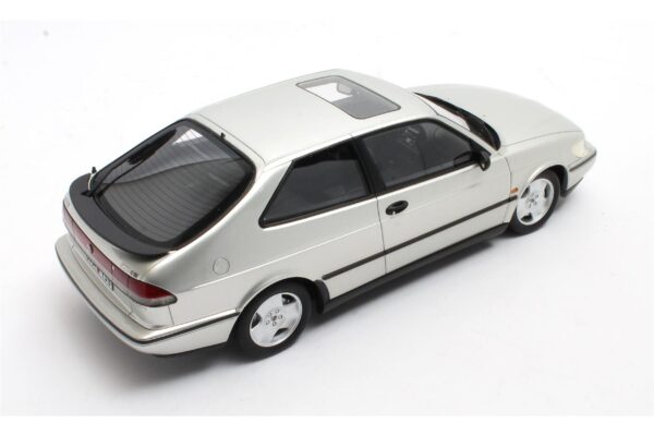Cult Scale 1:18 Saab 900 SE Turbo 1994 Silver (CML190-2) Limited Edition Resin Model 11 Cult Scale 1:18 Saab 900 SE Turbo 1994 Silver (CML190-2) Limited Edition Resin Model