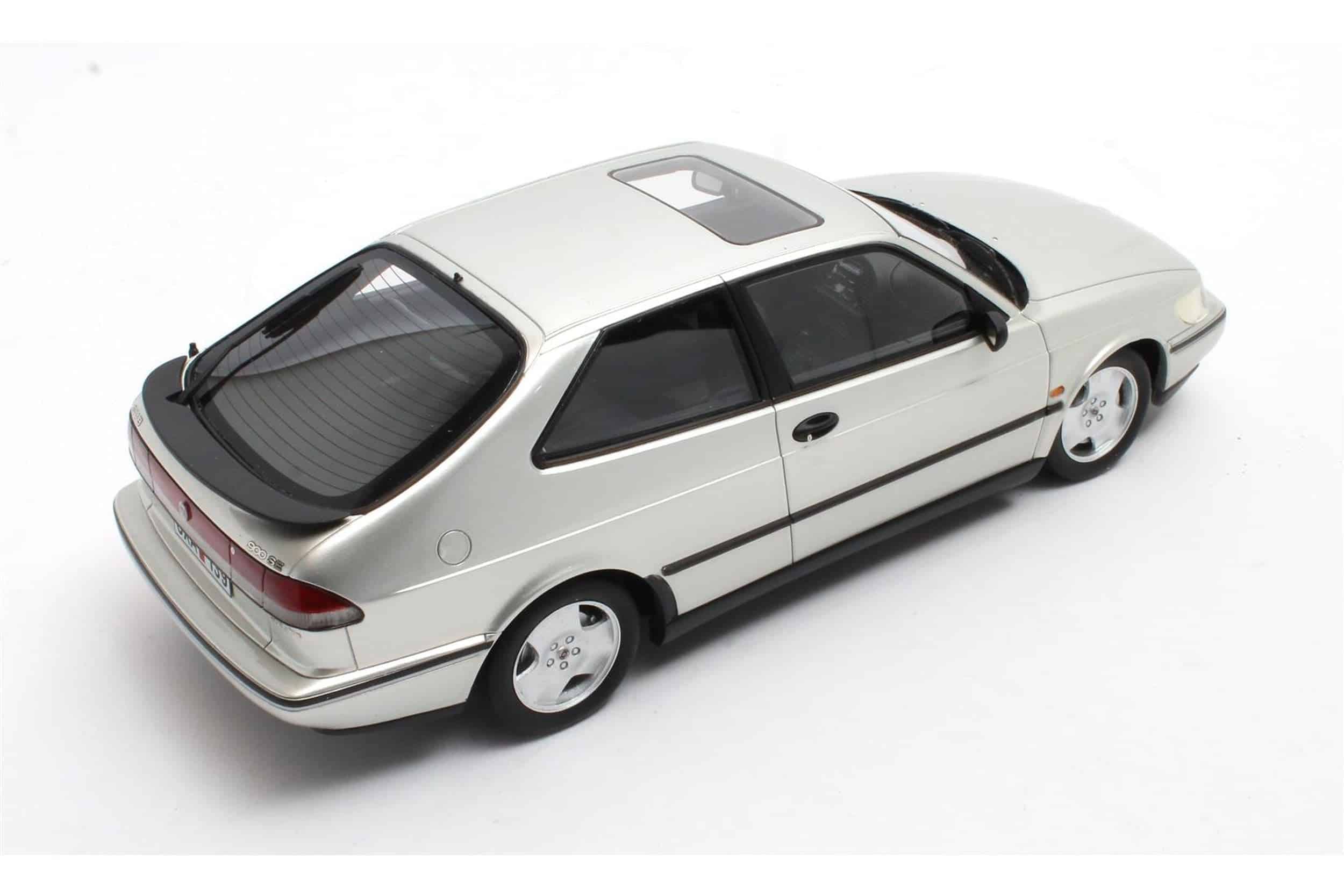 Cult Scale 1:18 Saab 900 SE Turbo 1994 Silver (CML190-2) Limited Edition Resin Model 6 Cult Scale 1:18 Saab 900 SE Turbo 1994 Silver (CML190-2) Limited Edition Resin Model - Image 6
