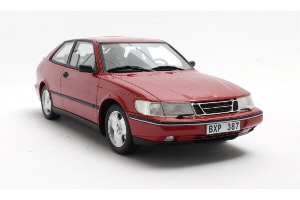 Cult Scale 1:18 Saab 900 SE Turbo 1994 Red (CML190-3) Limited Edition Resin Model 10 Cult Scale 1:18 Saab 900 SE Turbo 1994 Red (CML190-3) Limited Edition Resin Model