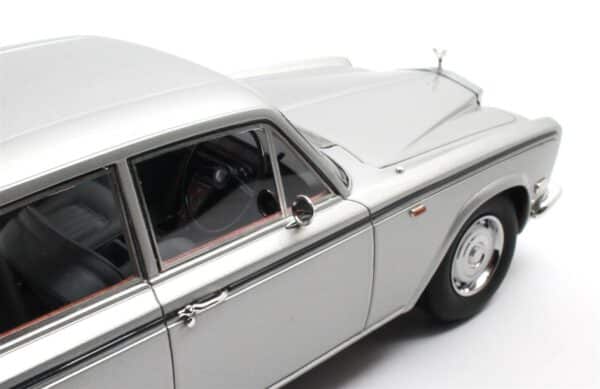 Cult Scale 1:18 Rolls-Royce Silver Shadow Silver Metallic 1974-1977