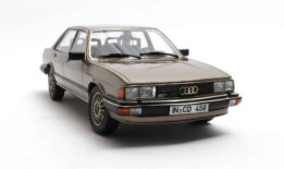 Cult Scale - 1:18 Audi 200 5T Type 43 Gold Metallic 1980-1982 - Limited Edition Resin Model