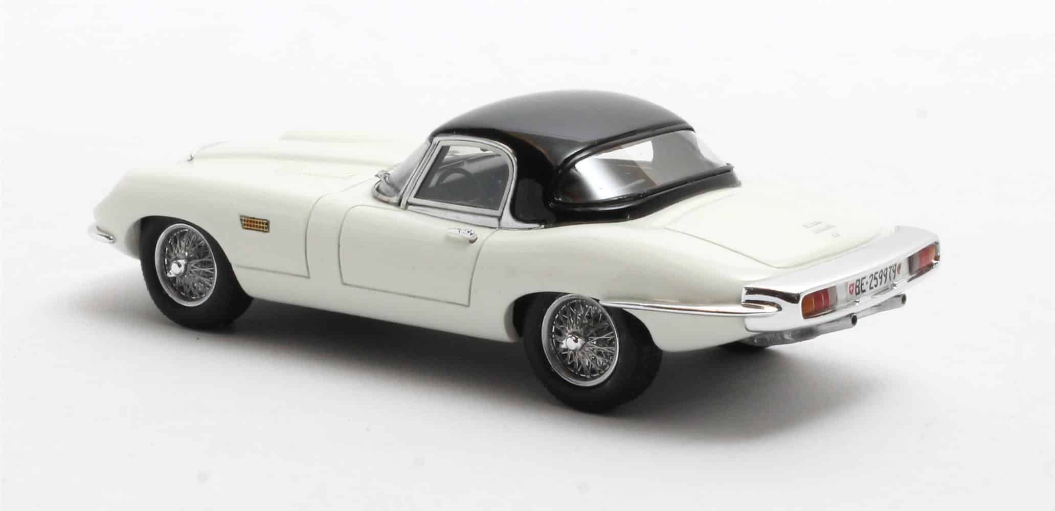 Matrix - 1:43 Jaguar E-Type Roadster Frua Red Closed-Top - Limited Edition Resin Model 3 Matrix - 1:43 Jaguar E-Type Roadster Frua Red Closed-Top - Limited Edition Resin Model