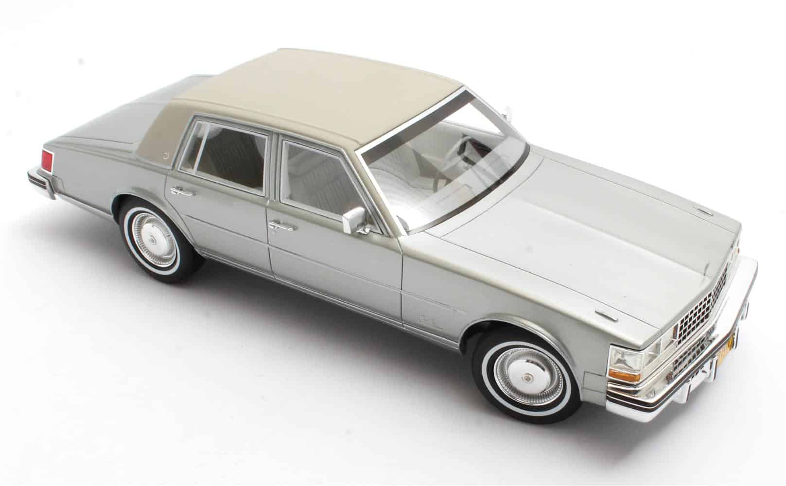 1:18 Cadillac Seville Silver Metallic 1976 - Limited Edition Resin Model by Cult Scale - Image 7