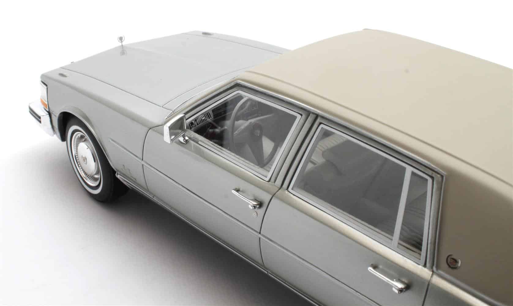 1:18 Cadillac Seville Silver Metallic 1976 - Limited Edition Resin Model by Cult Scale - Image 9