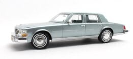 1:18 Cadillac Seville Blue Metallic 1976 - Limited Edition Resin Model by Cult Scale
