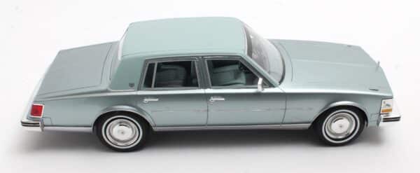 1:18 Cadillac Seville Blue Metallic 1976 - Limited Edition Resin Model by Cult Scale - Image 3