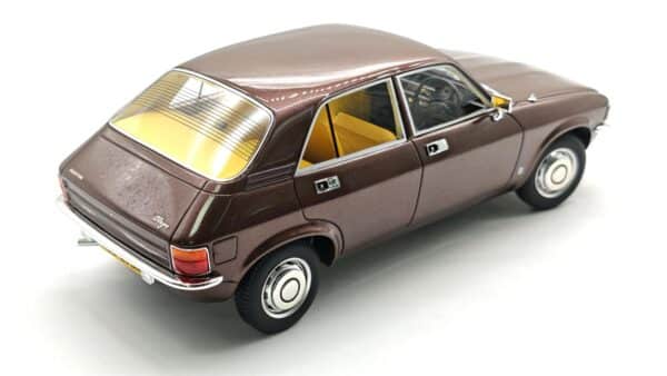 1:18 Austin Allegro 1973 Brazil Brown Metallic - Limited Edition Resin Model by Cult Scale - Image 4