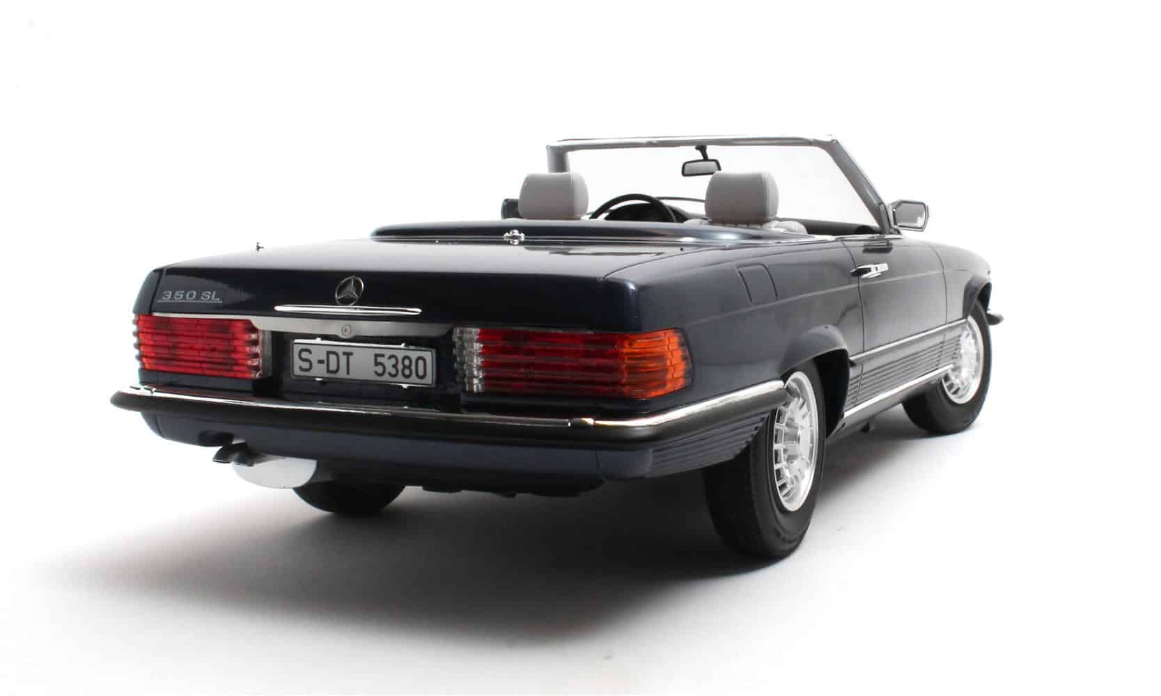 12ART - 1:12 Mercedes-Benz 380SL R107 Lapis Blue Metallic 1979-1985 - Limited Edition Resin Model 4 12ART - 1:12 Mercedes-Benz 380SL R107 Lapis Blue Metallic 1979-1985 - Limited Edition Resin Model