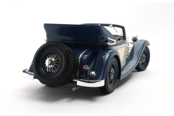 Alternative view of Cult Scale 1:18 Mercedes-Benz 290A Cabriolet 1936 Blue/White (CML180-2) Limited Edition Resin Model