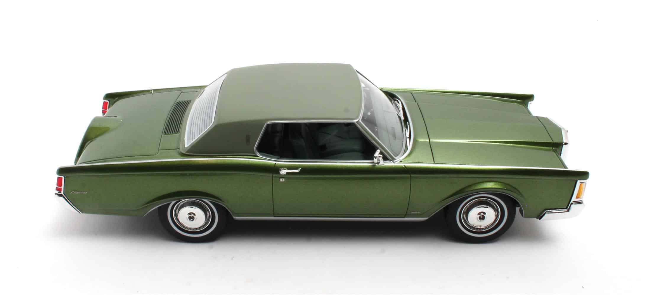 Cult Scale 1:18 Lincoln Continental Mark III 1971 Green Metallic (CML195-1) Limited Edition Resin Model 3 Cult Scale 1:18 Lincoln Continental Mark III 1971 Green Metallic (CML195-1) Limited Edition Resin Model - Image 3