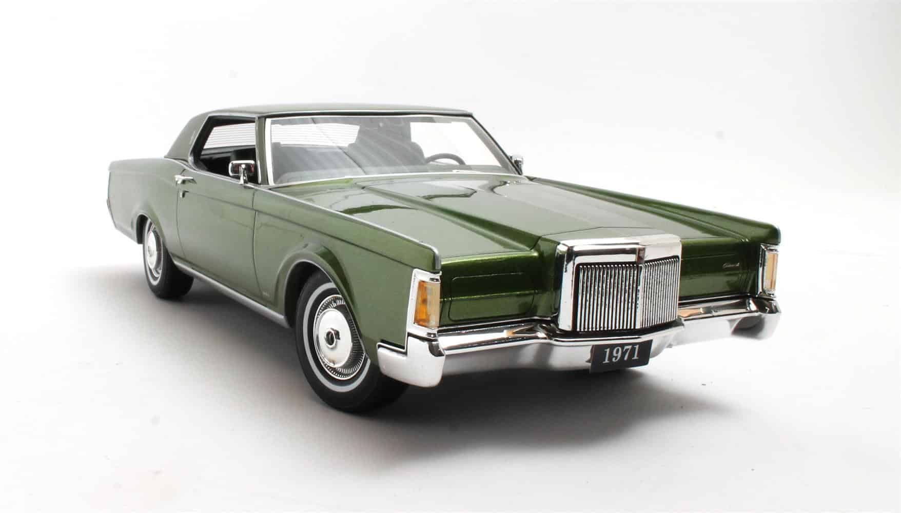 Cult Scale 1:18 Lincoln Continental Mark III 1971 Green Metallic (CML195-1) Limited Edition Resin Model 4 Cult Scale 1:18 Lincoln Continental Mark III 1971 Green Metallic (CML195-1) Limited Edition Resin Model - Image 4