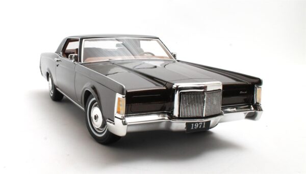 Cult Scale 1:18 Lincoln Continental Mark III 1971 Brown Metallic (CML195-2) Limited Edition Resin Model 8 Cult Scale 1:18 Lincoln Continental Mark III 1971 Brown Metallic (CML195-2) Limited Edition Resin Model