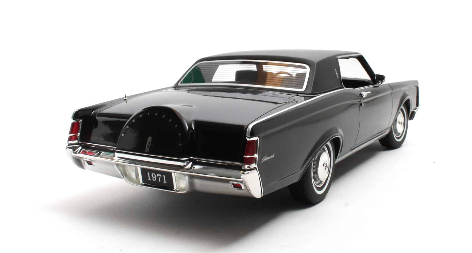 Cult Scale 1:18 Lincoln Continental Mark III 1971 Black (CML195-3) Limited Edition Resin Model 2 Cult Scale 1:18 Lincoln Continental Mark III 1971 Black (CML195-3) Limited Edition Resin Model - Image 2