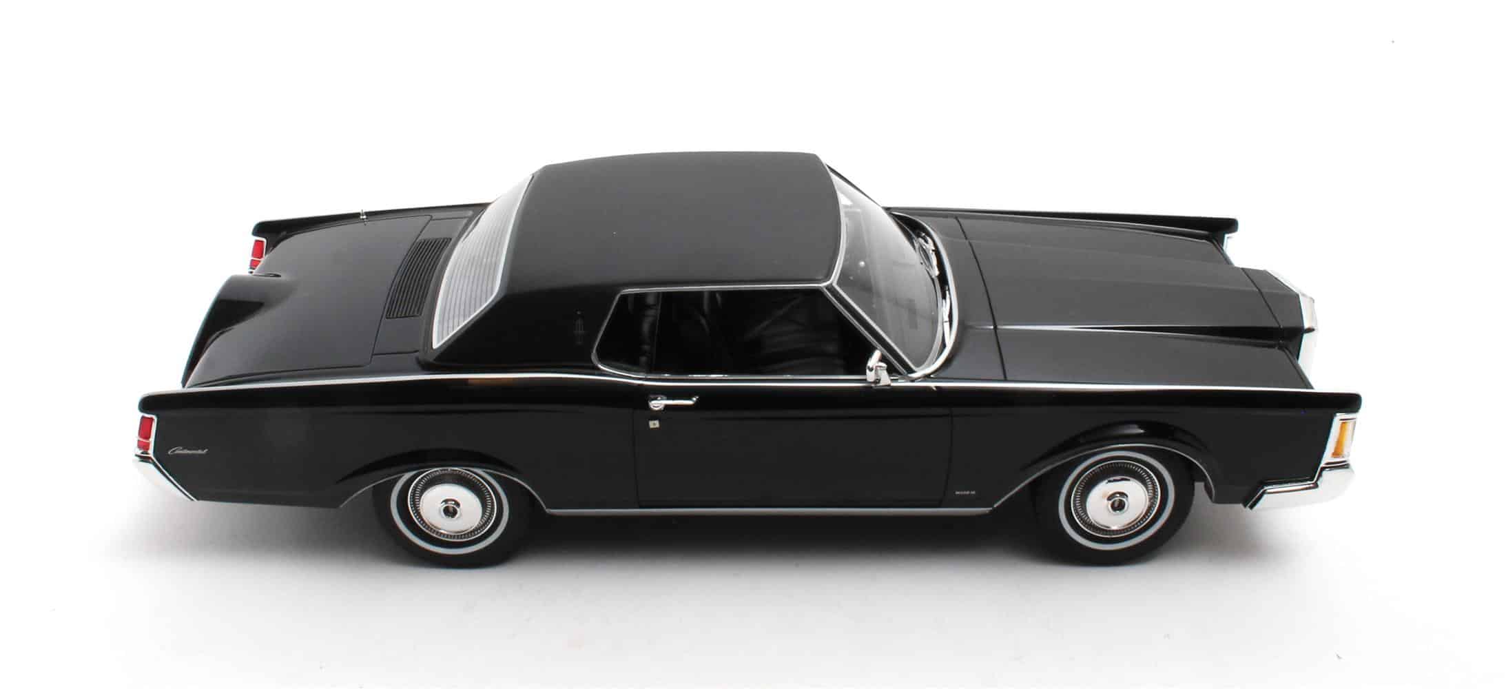 Cult Scale 1:18 Lincoln Continental Mark III 1971 Black (CML195-3) Limited Edition Resin Model 3 Cult Scale 1:18 Lincoln Continental Mark III 1971 Black (CML195-3) Limited Edition Resin Model - Image 3