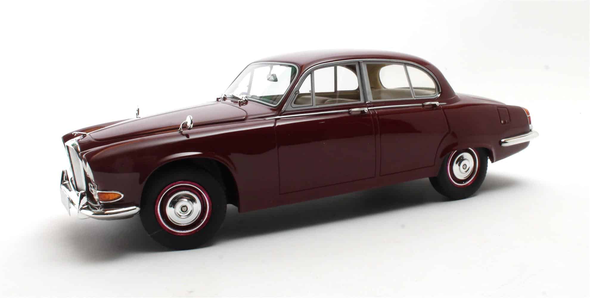 Cult Scale 1:18 Jaguar 420 1966-69 Regency Red (CML289-1) Limited Edition Resin Model