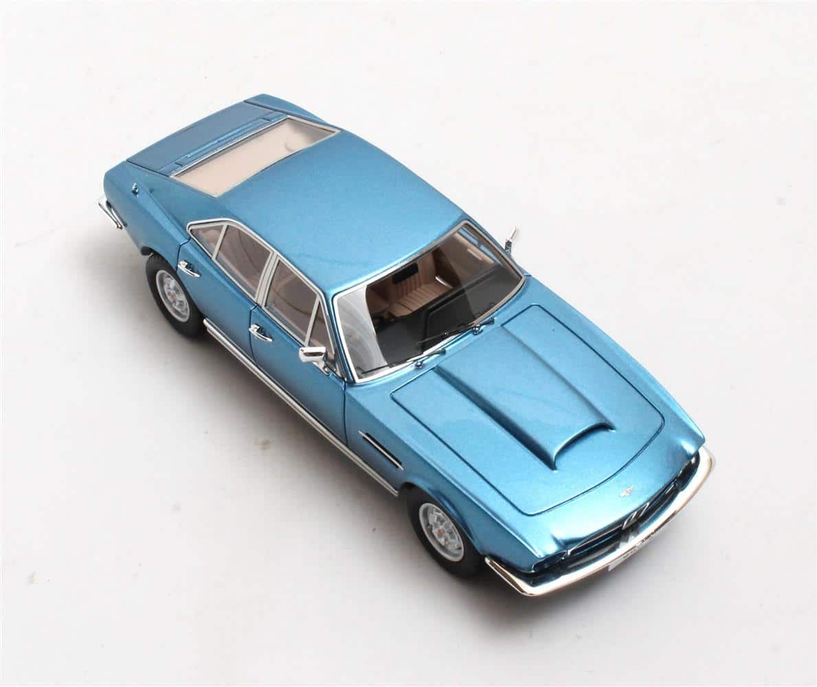Matrix 1:43 Aston Martin Lagonda Series I Blue Metallic (1974-75) (MX40108-181) Limited Edition Resin Model - Image 5