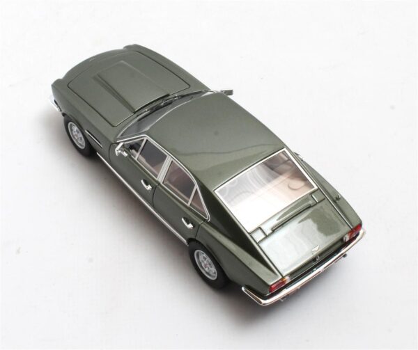 Matrix 1:43 Aston Martin Lagonda Series I Green Metallic (1974-75) (MX40108-182) Limited Edition Resin Model 8 Matrix 1:43 Aston Martin Lagonda Series I Green Metallic (1974-75) (MX40108-182) Limited Edition Resin Model