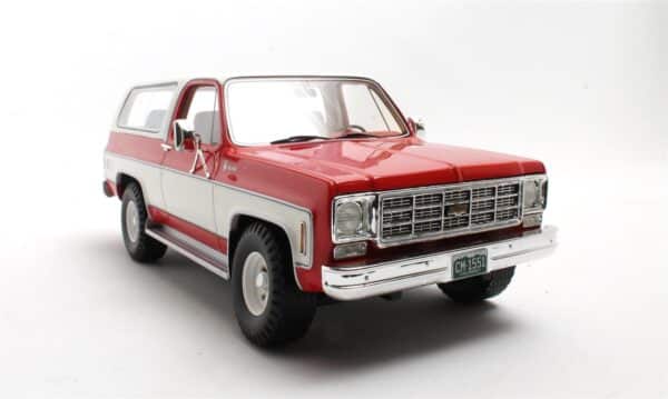 Cult Scale 1:18 Chevrolet Blazer K5 1973-1978 Red/White (CML155-1) Limited Edition Resin Model 9 Cult Scale 1:18 Chevrolet Blazer K5 1973-1978 Red/White (CML155-1) Limited Edition Resin Model