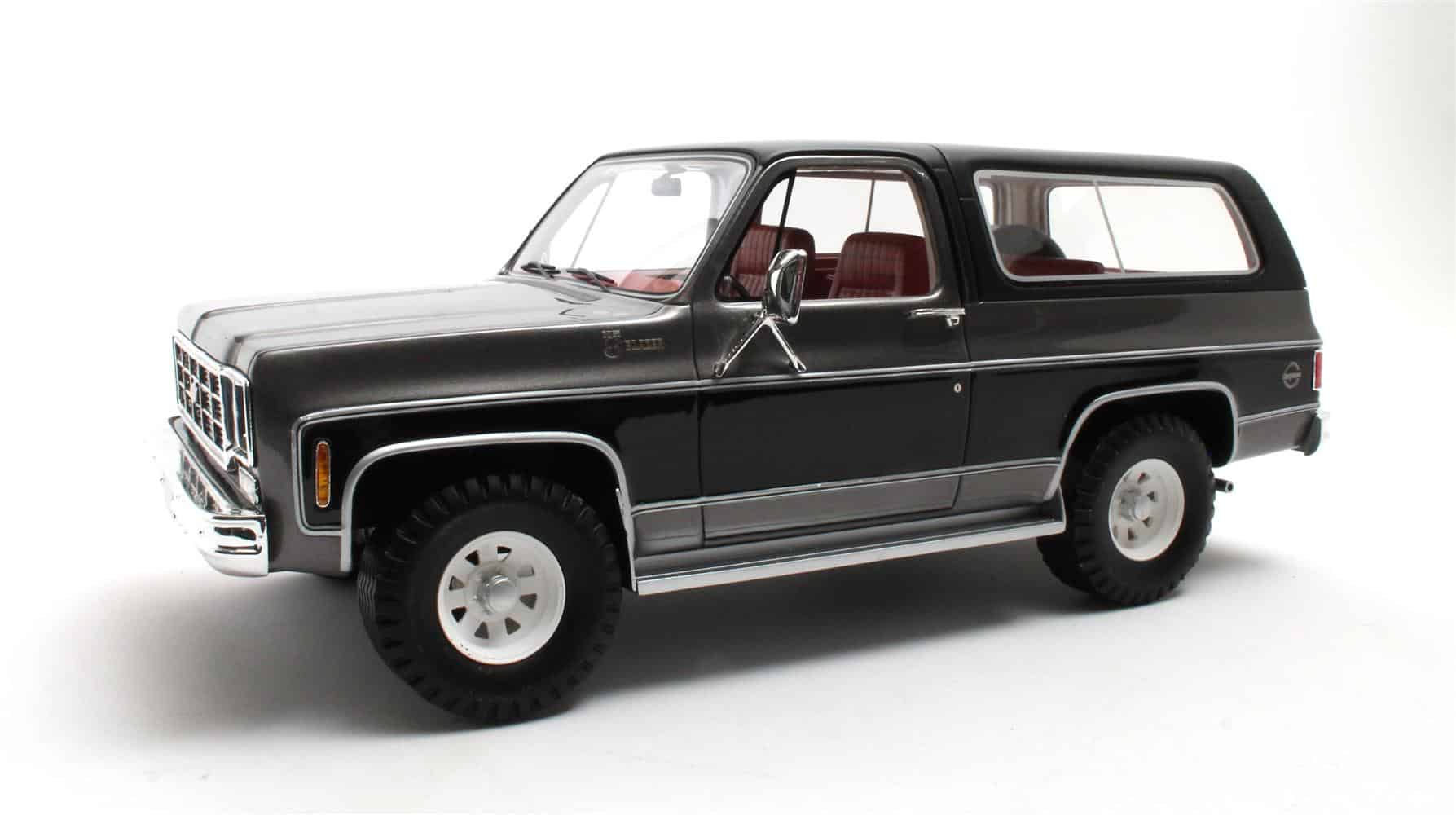 Cult Scale 1:18 Chevrolet Blazer K5 1973-1978 Grey/Black (CML155-2) Limited Edition Resin Model