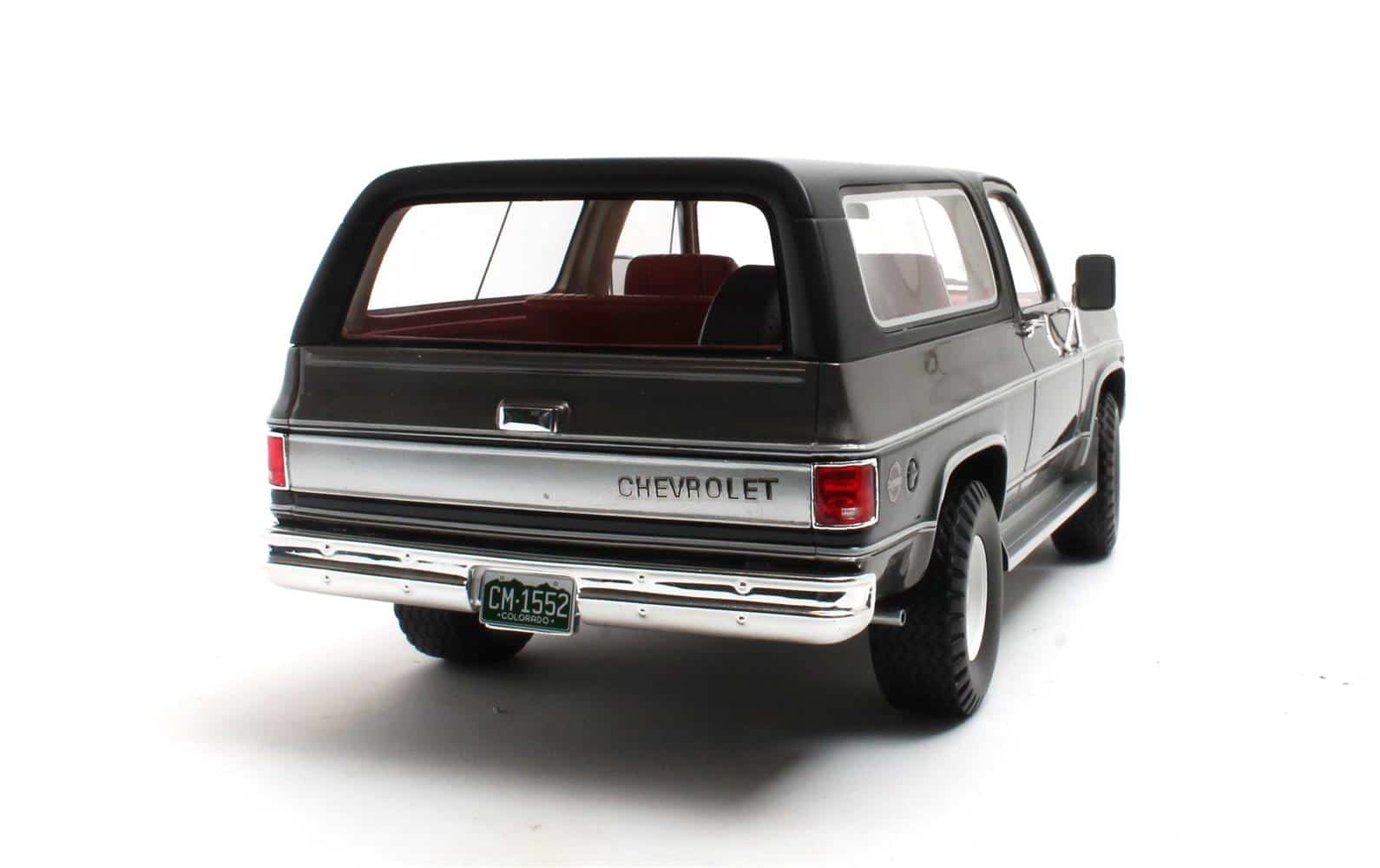 Cult Scale 1:18 Chevrolet Blazer K5 1973-1978 Grey/Black (CML155-2) Limited Edition Resin Model 2 Cult Scale 1:18 Chevrolet Blazer K5 1973-1978 Grey/Black (CML155-2) Limited Edition Resin Model - Image 2