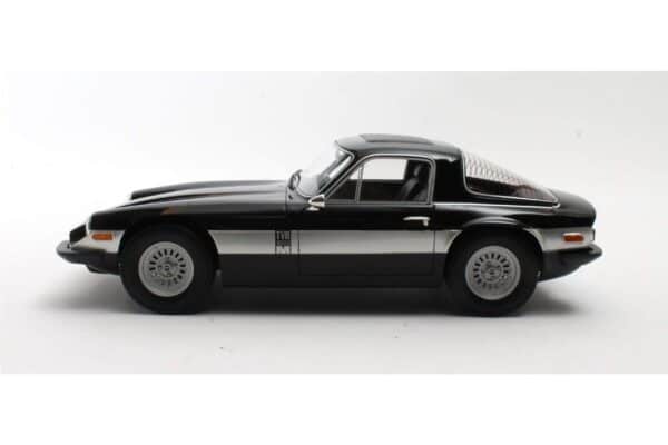 Cult Scale 1:18 TVR 3000M 1972-1976 Black (CML226-1) Limited Edition Resin Model 11 Cult Scale 1:18 TVR 3000M 1972-1976 Black (CML226-1) Limited Edition Resin Model