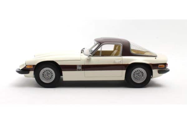 Cult Scale 1:18 TVR 3000M 1972-1976 Creme (CML226-3) Limited Edition Resin Model 11 Cult Scale 1:18 TVR 3000M 1972-1976 Creme (CML226-3) Limited Edition Resin Model