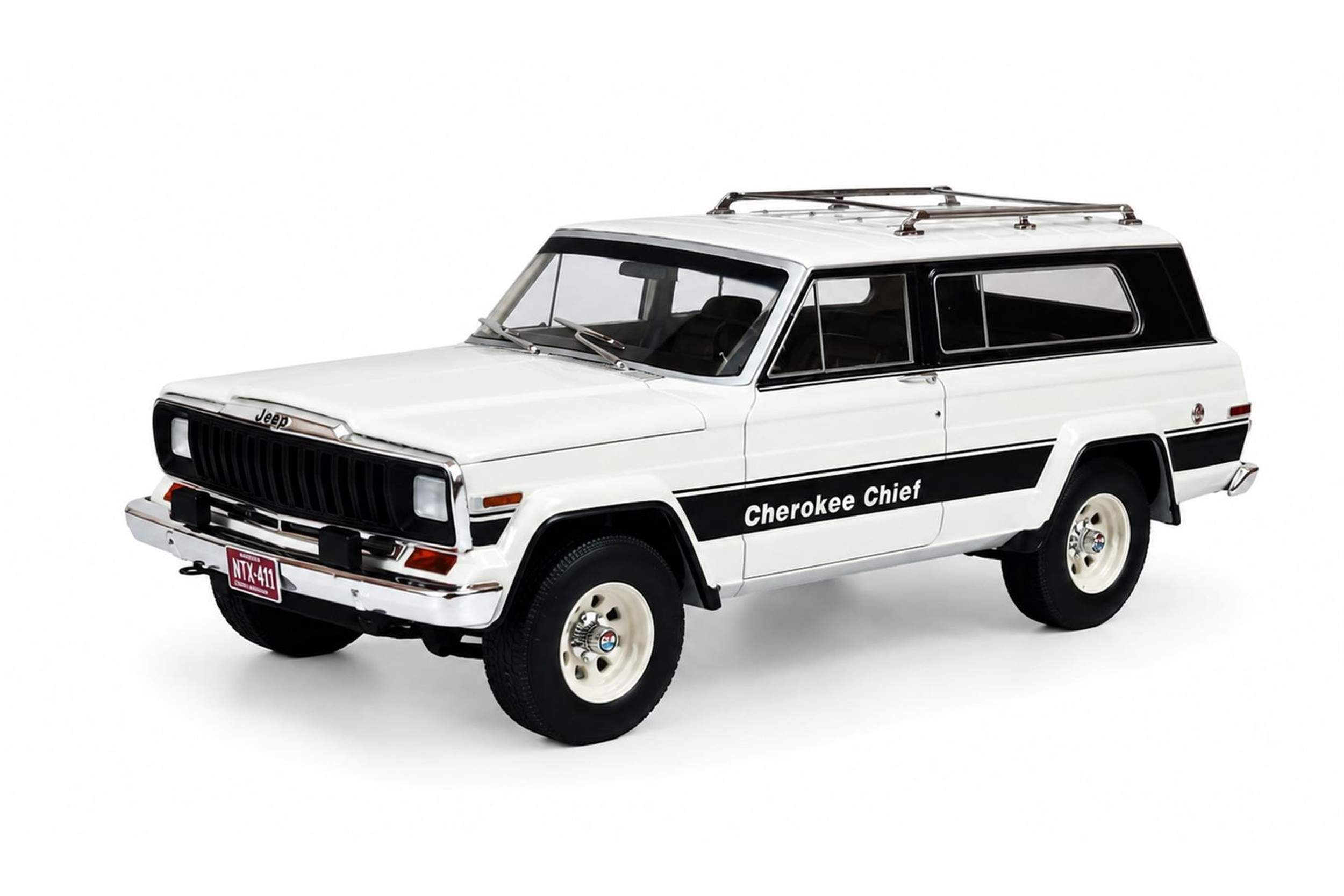 Cult Scale 1:18 Jeep Cherokee Chief (SJ) 1980-1983 White (CML207-3) Limited Edition Resin Model