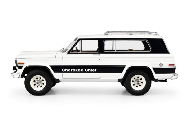 Cult Scale 1:18 Jeep Cherokee Chief (SJ) 1980-1983 White (CML207-3) Limited Edition Resin Model 6 Cult Scale 1:18 Jeep Cherokee Chief (SJ) 1980-1983 White (CML207-3) Limited Edition Resin Model