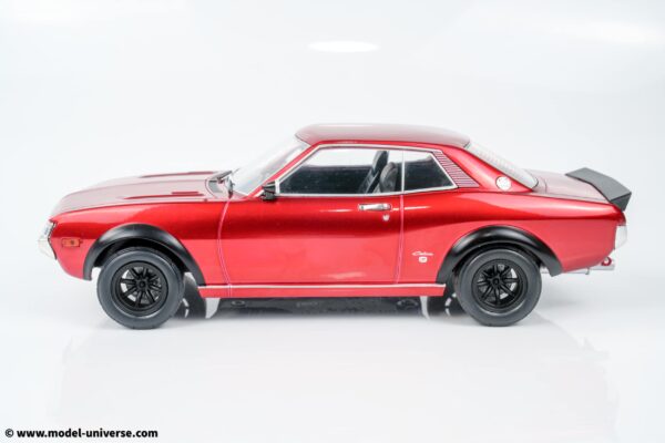 Ixo - 1:18 Toyota Celica 2000 GT (RA21) Red Metallic 1977 - Diecast Model 13 Ixo - 1:18 Toyota Celica 2000 GT (RA21) Red Metallic 1977 - Diecast Model