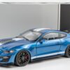 Ixo - 1:18 Ford Mustang Shelby GT500 Atlas Blue Metallic - Diecast Model 16 Ixo - 1:18 Ford Mustang Shelby GT500 Atlas Blue Metallic - Diecast Model