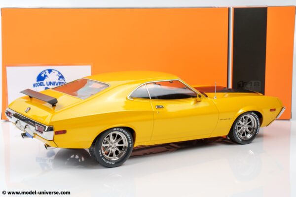 Ixo - 1:18 Ford Gran Torino Sport 1972 Yellow Metallic - Diecast Model 11 Ixo - 1:18 Ford Gran Torino Sport 1972 Yellow Metallic - Diecast Model