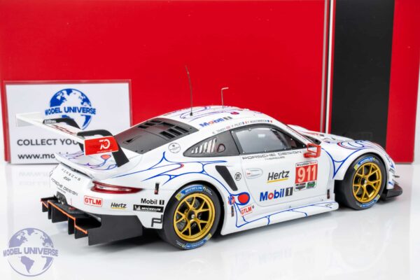 Ixo - 1:18 Porsche 911 RSR No.911 Class Winner Petit Le Mans 2018 - Pilet, Tandy, Makowiecki - Diecast Model