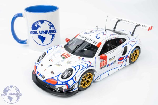Ixo - 1:18 Porsche 911 RSR No.911 Class Winner Petit Le Mans 2018 - Pilet, Tandy, Makowiecki - Diecast Model 12 Ixo - 1:18 Porsche 911 RSR No.911 Class Winner Petit Le Mans 2018 - Pilet, Tandy, Makowiecki - Diecast Model
